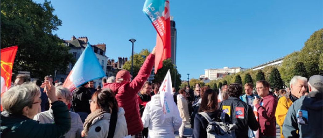 Angers : manifestation contre les mesures gouvernementales