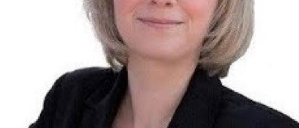 Claire Schweitzer demande au maire d'Angers d'intervenir pour le CHU